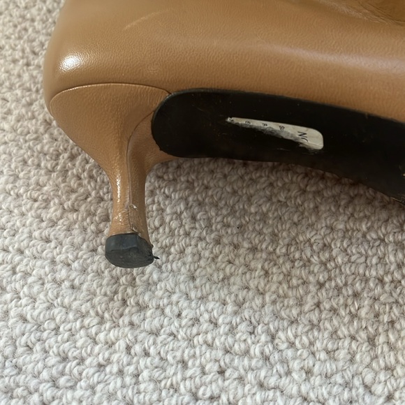VTG Y2K Stuart Weitzman Pointed-Toe Kitten Heel Ankle Boots Tan Leather size 8 - Picture 2 of 5